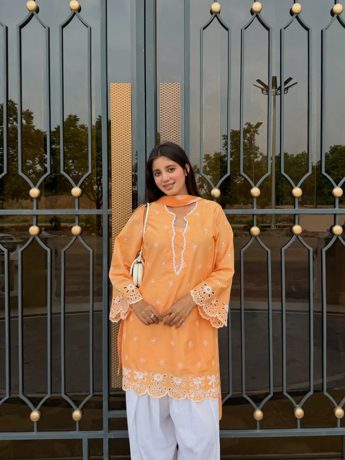 Peach orange 3-piece set.